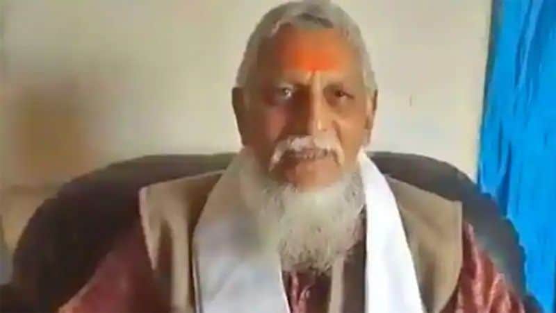 राजशेखर कॉलेज के दिनों से ही रंगमंच से जुड़े थे। जब वह बनारस में पढ़ाई करते थे तो रामनगर की मशहूर रामलीला में हिस्सा भी लिया करते थे। राजशेखर स्कूल के दिनों से ही नाटकों में काम करने लगे थे और पहली बार उन्होंने किसी नाटक में जादूगर का रोल निभाया था।