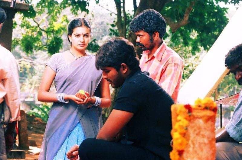 కేవలం నాలుగు కోట్లతో రూపొందిన ఈ సినిమా ఏకంగా దాదాపు ముప్పై కోట్ల గ్రాస్ కలెక్ట్ చేసిందట. ఇది దర్శకుడు సుకుమార్కి తొలి చిత్రం కావడం విశేషం.