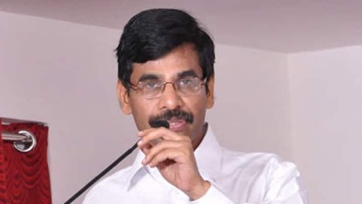 Do not charge for cleaning school from parents - Chief Secretary Irai Anbu Do not charge for cleaning school from parents - Chief Secretary Irai Anbu
