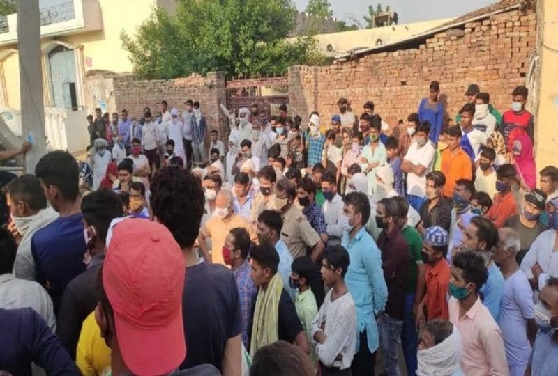 मीडिया रिपोर्ट्स के मुताबिक सिविल अस्पताल लखनऊ के डॉ एनबी सिंह का कहना है कि गर्मी के दिनों में देर तक गाड़ी धूप में खड़ी हो तो उसका तापमान बाहर के तापमान से और ज्यादा होता है। ऐसे में यदि कॉर के गेट ऑटोलॉक हो जाएं तो वहां दम घुंटने लगता है। गेट बंद होने से बच्चों को ऑक्सीजन नहीं मिली होगी, उनके दम घुंटने की यही बड़ी वजह रही होगी। हालांकि पोस्टमार्टम के बाद ही मौत की असली वजह सामने आ पाएगी।