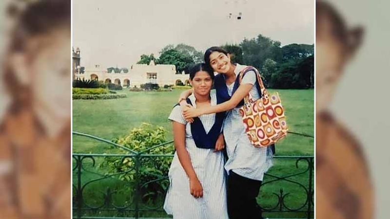 టాలీవుడ్లో ఈ అమ్మడికి `ఎంసీఏ` తర్వాత విజయాలు దక్కలేదు. ప్రస్తుతం `విరాటపర్వం`లో వెన్నెలగా హీరోకి లవ్ ఇంట్రెస్ట్ గా నటిస్తుంది. అలాగే `లవ్ స్టోరి` చిత్రంలో చైతూ సరసన నటిస్తుంది. దీంతోపాటు నానితో కలిసి `శ్యామ్ సింగరాయ్` చిత్రంలో నటిస్తుంది. తాజాగా విడుదలైన ఆమె ఫస్ట్ లుక్ ఆకట్టుకుంటోంది.