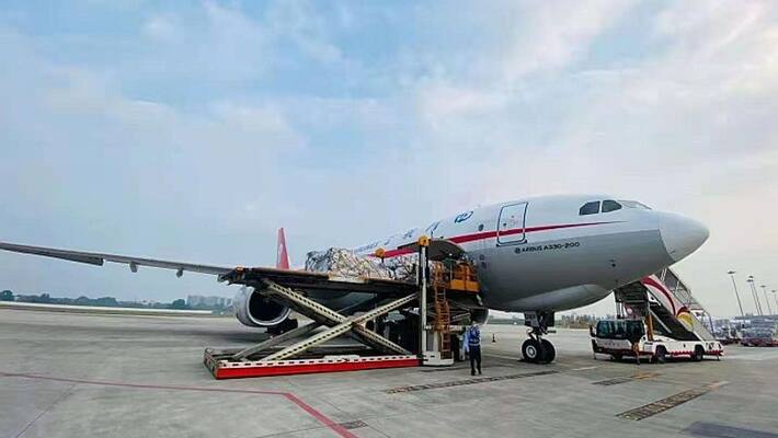 First Chinese Covid relief material lands in New Delhi-VPN First Chinese Covid relief material lands in New Delhi-VPN