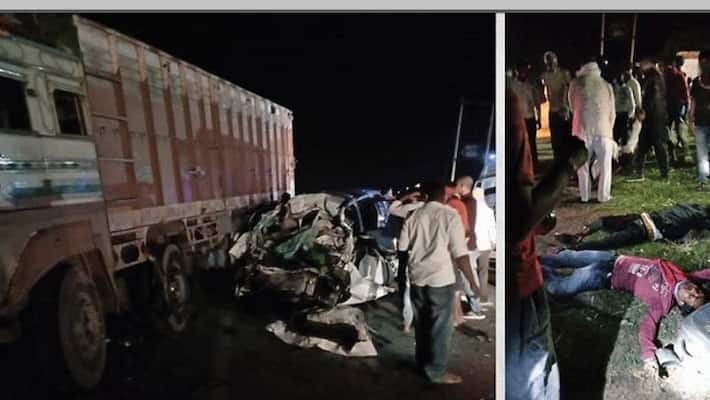 Maharajganj collision in car-truck, five barayas killed asa Maharajganj collision in car-truck, five barayas killed asa