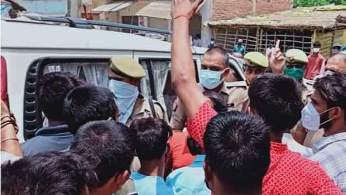 Police recover bombs in Kamarhati area RTB Police recover bombs in Kamarhati area RTB