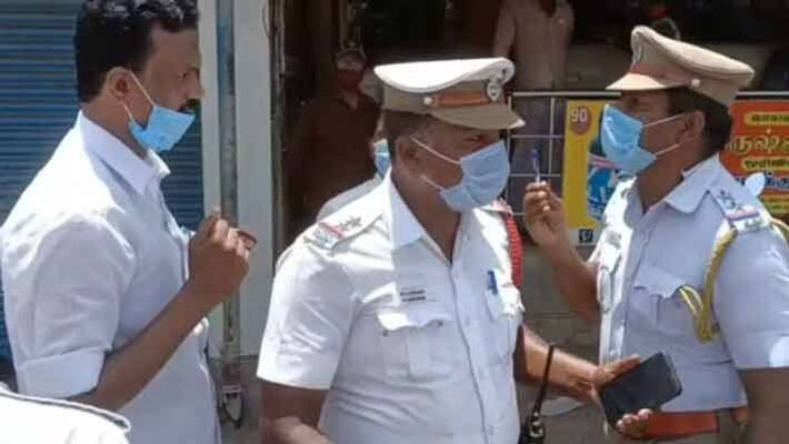 Argument with DMK party... Traffic police transfered Argument with DMK party... Traffic police transfered