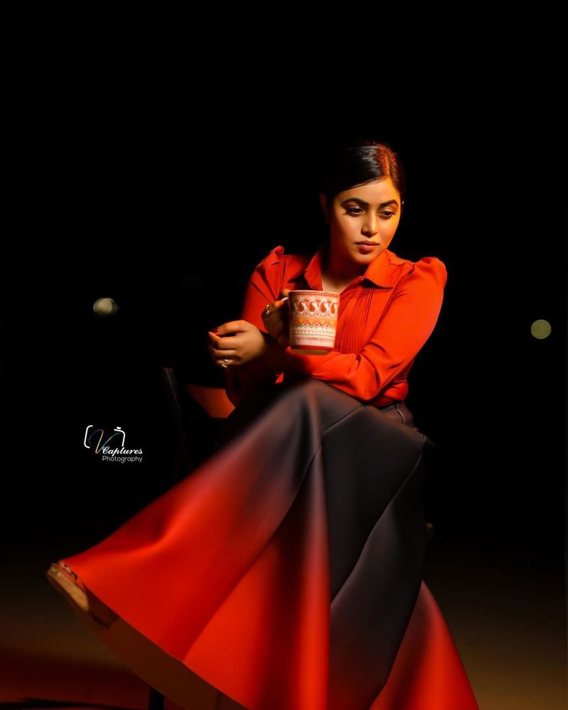 గతంలో ఓ వ్యక్తి విషయంలో మోసపోయిన పూర్ణ.. ఇక మ్యారేజ్పై విరక్తి చెందినట్టుగా వార్తలొచ్చాయి.కానీ ఇప్పుడు మ్యారేజ్కి రెడీ అవుతుందట.