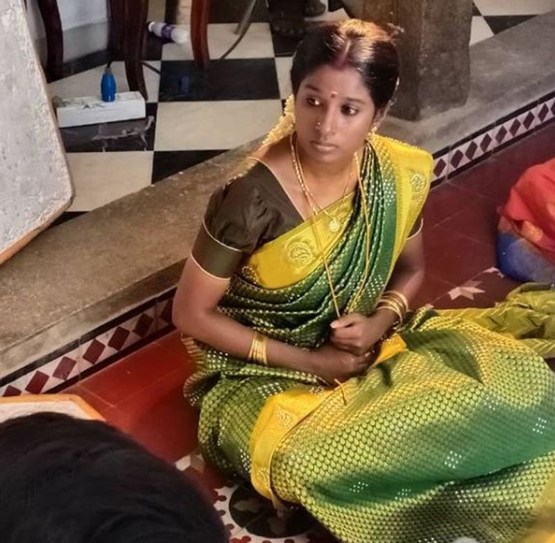 பல்வேறு சுவாரசியம், மற்றும் எதிர்பாராத திருப்பங்களுடன் ஒளிபரப்பாகி வரும் கேப்ரில்லாவின் மிகப்பெரிய பிளஸ் என்றால் அது அவரது நிறம் தான்.