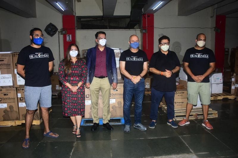 The first consignment of Cross Vent Ventilators (ICU Critical Care), Medtronic Ventilators, ResMed non-invasive ventilation devices and oxygen concentrators are expected to arrive in India within the week. Anupam Kher said, “At the time of an ongoing world crisis, we human beings have always collectively come together to respond and provide help in any way possible. As India is reeling under a huge crisis, our moral responsibility is to pick up the mantle and do our bit. Numerous people worldwide reached out asking for ways to be of help, but Dr Ashutosh Tewari was one of the first to come up with a concrete plan. This gave me the needed impetus to take this forward and be of service to our nation. People and humanitarians like Mr Baba Kalyani and Dr Ashutosh Tewari help make the world a better place and restore our faith time and again in humanity. I am honoured and pleased to be joining hands with them.”