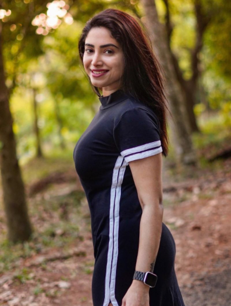 അമേയ തന്നെയായിരുന്നു ഫോട്ടോ ഷെയര് ചെയ്തിരുന്നത്.