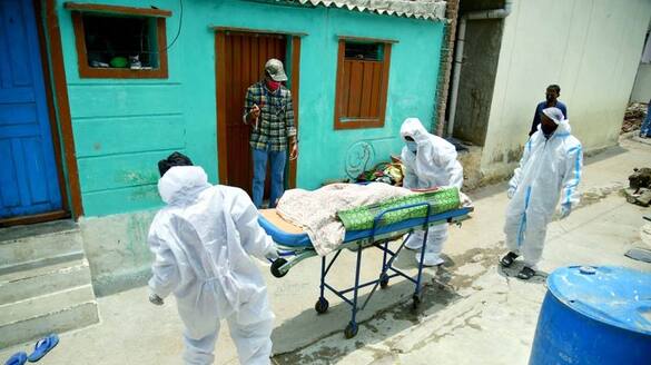 Koppal Gavi Matha accomplish covid death woman funeral mah