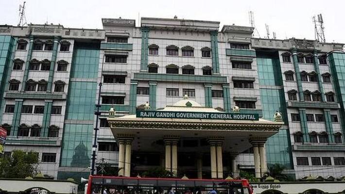 Omicron symptom for 42 people including 7 trainee doctors at Rajiv Gandhi Government Hospital Omicron symptom for 42 people including 7 trainee doctors at Rajiv Gandhi Government Hospital