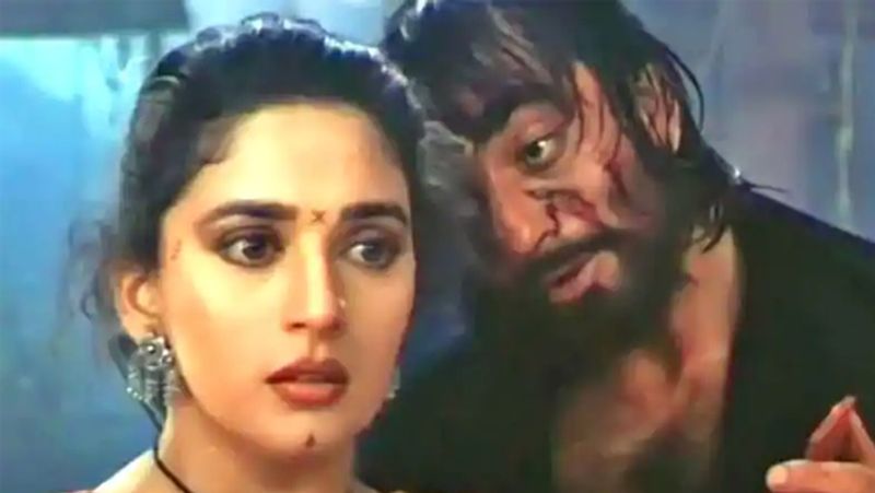 for what reason sanjay dutt has fear of madhuri dixit bjc