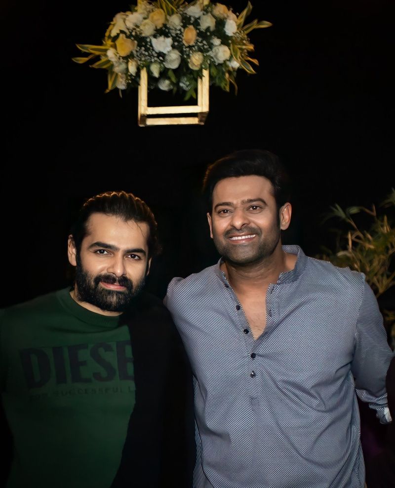 ram with top stars chiru to ntr unseen photos viral and he reached rare feat in tollywood arj