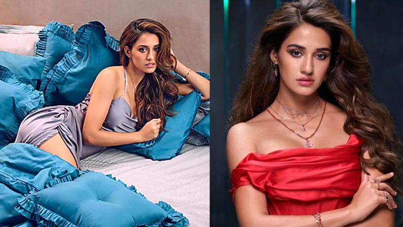 বিকিনি লুক হোক কিংবা ছেঁড়া ফাটা অন্তর্বাসে পোজ, শরীরী উষ্ণতায় তাবড় তাবড় বলি অভিনেত্রীদের টেক্কা দিচ্ছেন দিশা পাটানি। পারফেক্ট ফিগার , ফিটনেস ফ্রিক-এর তকমা যেন লেগে গেছে দিশা পাটানির সঙ্গে ।