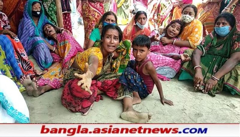 'আমার বাবা-স্বামীকে ফিরিয়ে দাও গো', রাজ্যপাল আসছে জানতে পেরে বিধবামহিলাটি তার গত একমাসেরযন্ত্রনার কথা প্রকাশ করে। একুশের নির্বাচন চলাকালীন হিংসাতাঁর জীবনের সব দামী জিনিসই নিয়ে নিয়েছে বলে অভিযোগ।