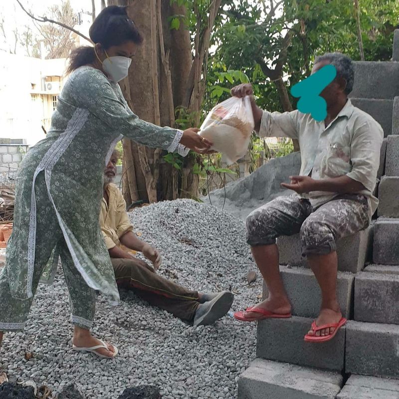 'ನುಡಿದಂತೆ ನಡೆದದ್ದಿರೀ ಮೇಡಂ. ನಿಮ್ಮ ಒಳ್ಳೆಯ ಕೆಲಸಕ್ಕೆ ನಾವು ಸಾಥ್ ನೀಡುತ್ತೇವೆ,' ಎಂದು ನೆಟ್ಟಿಗರು ಕಾಮೆಂಟ್ ಮಾಡಿದ್ದಾರೆ.