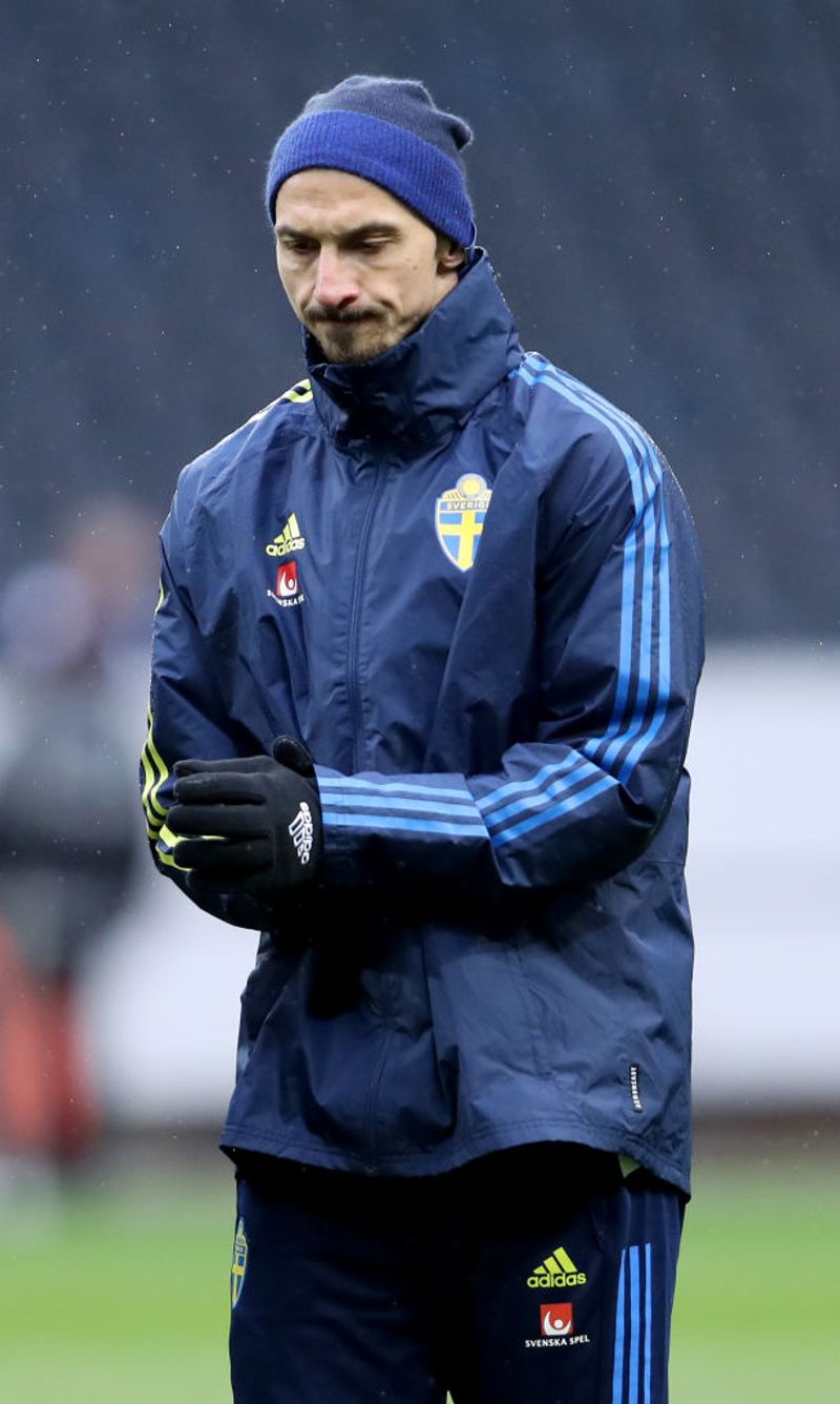 Swedish football legend Zlatan Ibrahimovic has suffered a setback just a couple of months after his return to international football. He has been ruled out of the upcoming UEFA Euro this year after suffering a knee injury.