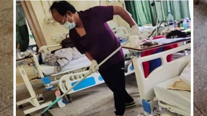mizoram minister r lalzirliana admitted for covid treatment cleaning floor in a hospital kpr mizoram minister r lalzirliana admitted for covid treatment cleaning floor in a hospital kpr