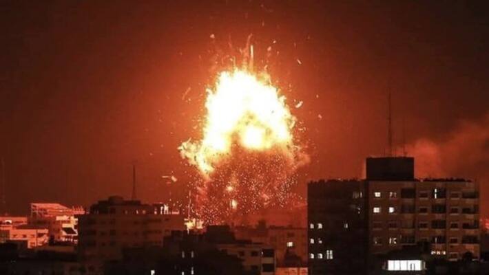 Israel stages new round of heavy air strikes on Gaza City Israel stages new round of heavy air strikes on Gaza City