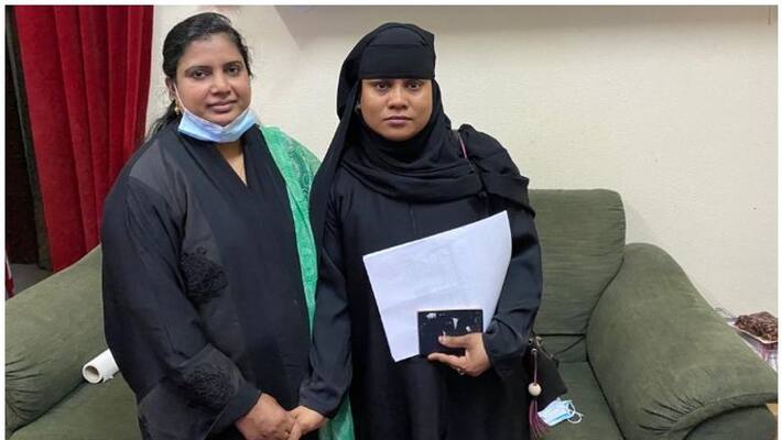 indian women who suffered atrocities in saudia arabia returned home with the help of navayugam indian women who suffered atrocities in saudia arabia returned home with the help of navayugam