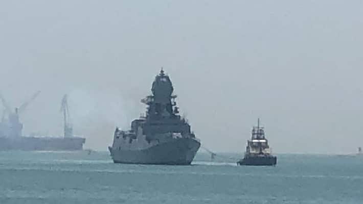 Cyclone Tauktae Navy rushes warships rescue barges off Mumbai -VPN Cyclone Tauktae Navy rushes warships rescue barges off Mumbai -VPN
