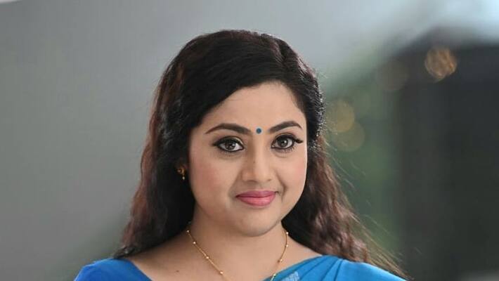 The fan who expressed his desire to marry actress Meena The fan who expressed his desire to marry actress Meena