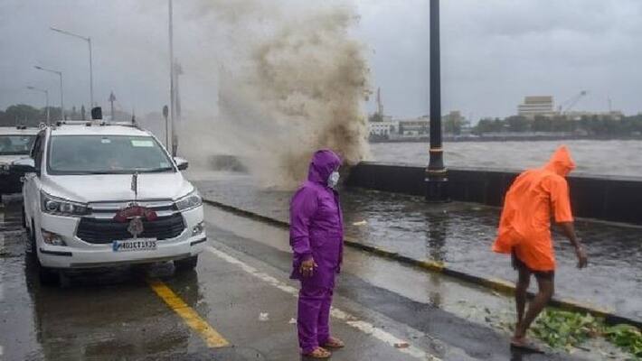tauktae cyclone Today enter in rajasthan heavy rain in udaipur jodhpur ajmer jaipur kpr tauktae cyclone Today enter in rajasthan heavy rain in udaipur jodhpur ajmer jaipur kpr