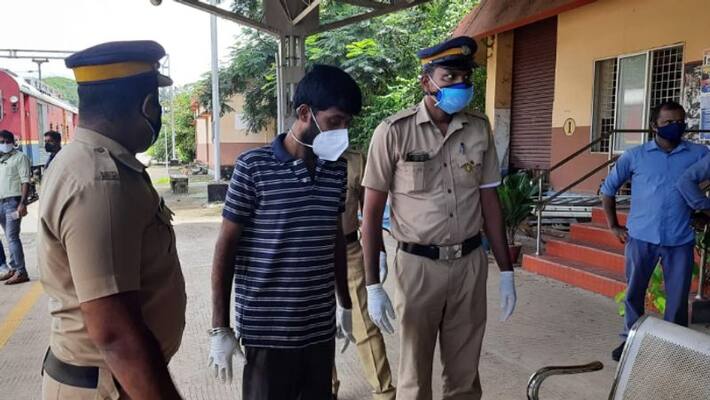 women attack in train evidence collection in Mulanthuruthy women attack in train evidence collection in Mulanthuruthy