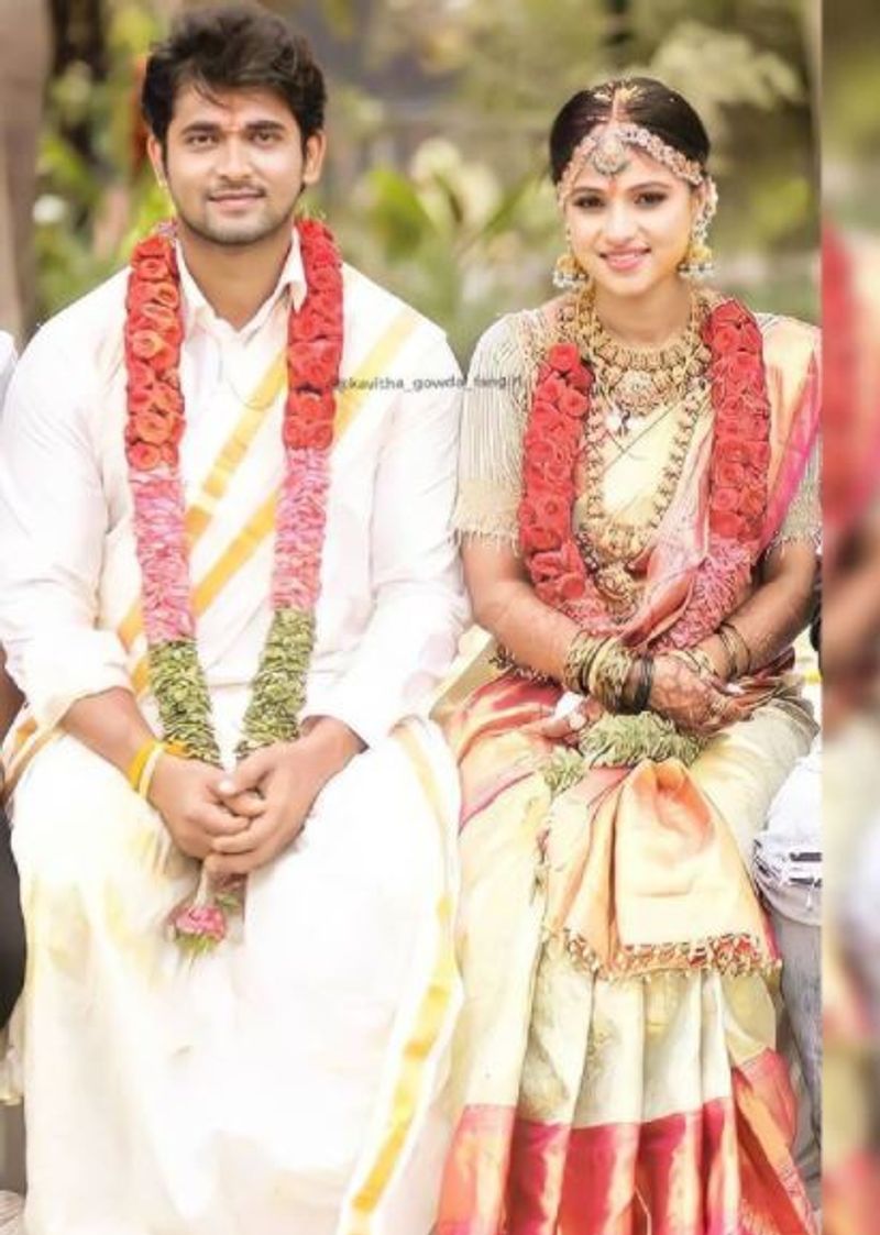மேலும் இந்த சீரியலில் நடிக்கும் பிரபலங்கள் அனைவருக்குமே தனி ரசிகர்கள் பட்டாலேமே உள்ளது. எனவே இந்த சீரியல் குறித்தும், இதில் நடிக்கும் பிரபலங்கள் குறித்து எந்த தகவல் வெளியானாலும் அது வைரலாகி விடுகிறது.