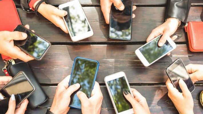 Best Smartphones Under 20000: Phones with great cameras and great processors, see the full list Best Smartphones Under 20000: Phones with great cameras and great processors, see the full list