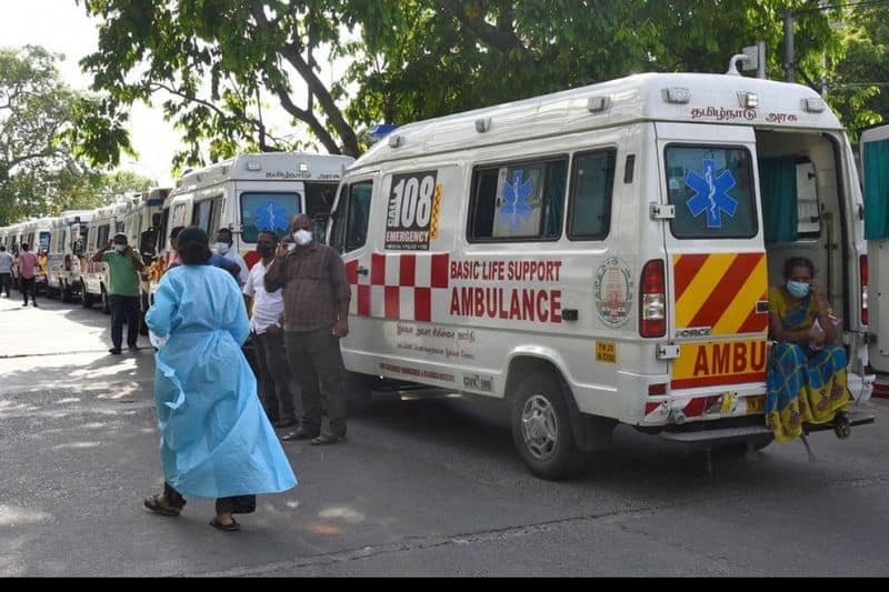 They should not come to the hospital if the oxygen level is 94 percent. New guideline by the Tamil Nadu government.