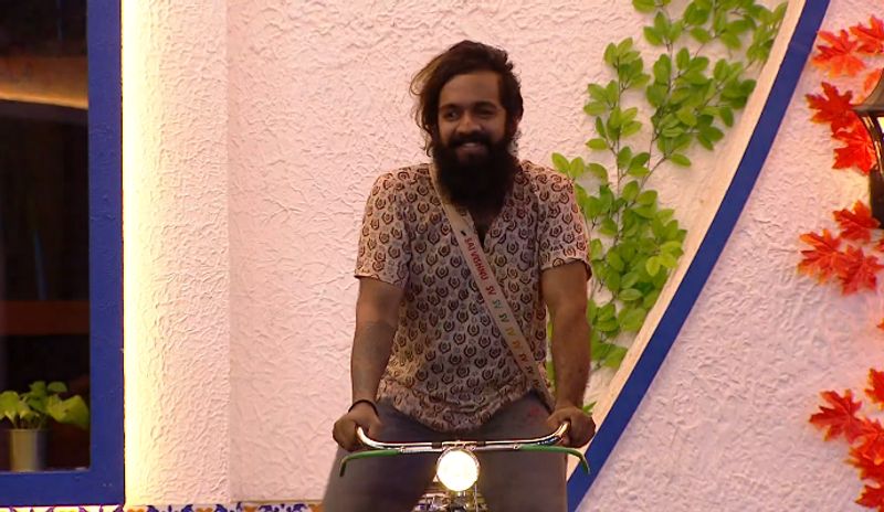 സായ് വിഷ്ണുവിന് മൂന്നും ഒന്നും എന്ന നിലയില് നാല് പോയന്റ് ലഭിച്ചു.
