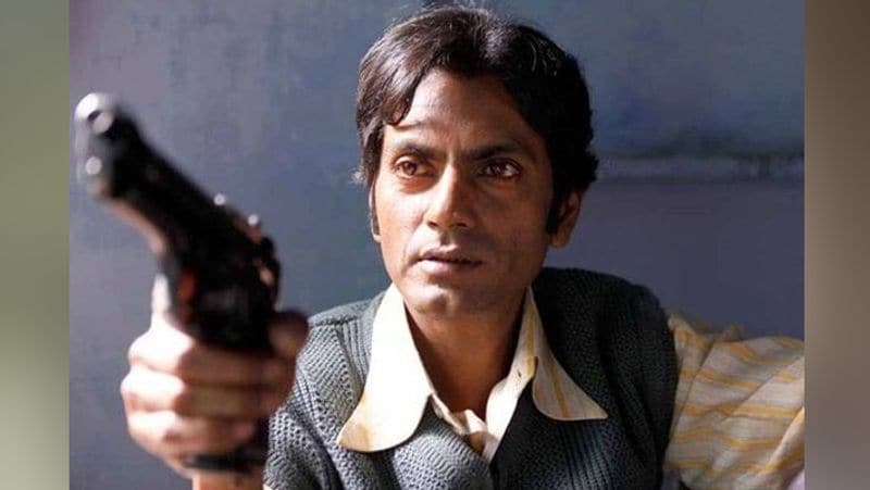 उन्होंने बताया था- फिल्मों में काम करना मेरा सपना था और अपने इस सपने के सच करने के लिए मैंने काफी पापड़ बेले है। मैं एक गरीब परिवार से हूं इसलिए घर का खर्च चलाना भी हमारे लिए आसान नहीं था। शुरुआत के दिनों में मैंने वॉचमैन तक की नौकरी की है। उसके बाद एक दवाई की दुकान में कैमिस्ट की नौकरी करने चला आया लेकिन कहीं ना कहीं एक्टर बनने की चाह मेरा पीछा नहीं छोड़ रही थी। 