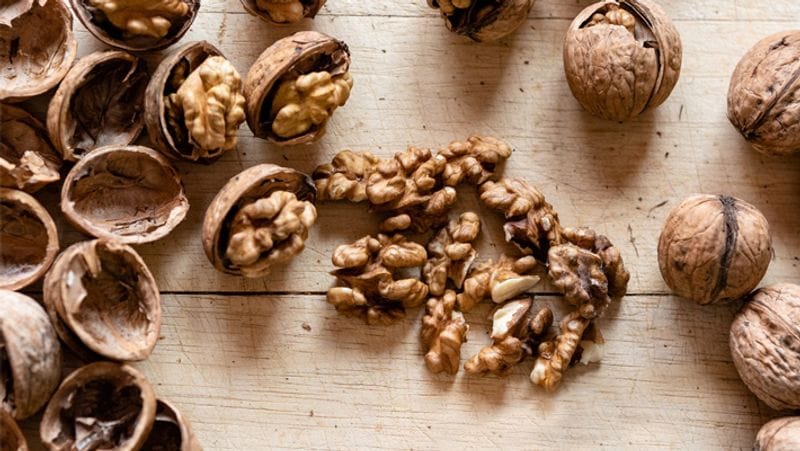 10 black foods that are healthier than superfoods