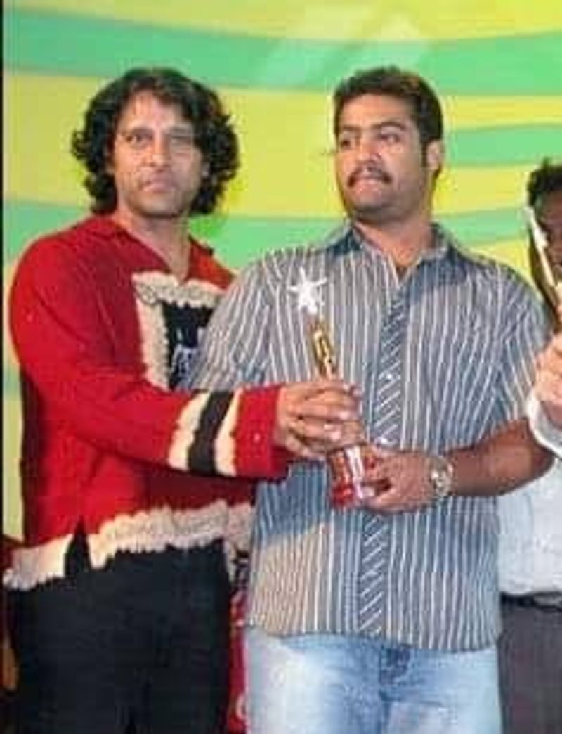ఈ అవార్డు ఈవెంట్లో విక్రమ్తో.