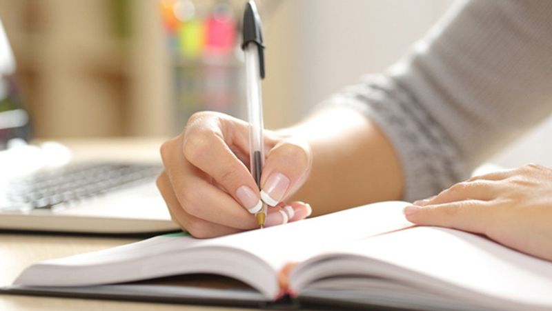 स्टैटिक पर भी करें फोकस
प्रीलिम्स की तैयारी में करंट अफेयर्स का अहम रोल है। यह वास्ट एरिया है और इसे कवर करने के साथ साथ स्टैटिक सिलेबस पर भी बराबर फोकस रखना चाहिए। करंट अफेयर्स के साथ स्टैटिक सिलेबस पर भी ध्यान देना चाहिए। यदि आपने 12वीं के बाद मैथ्स नहीं पढ़ा है तो ज़रूरी है की आप इस पेपर की तैयारी करें। प्रीलिम्स से पहले 7 से 8 मॉक टेस्ट सोल्व करें जिससे आपको अपनी तैयारी का पता रहे।