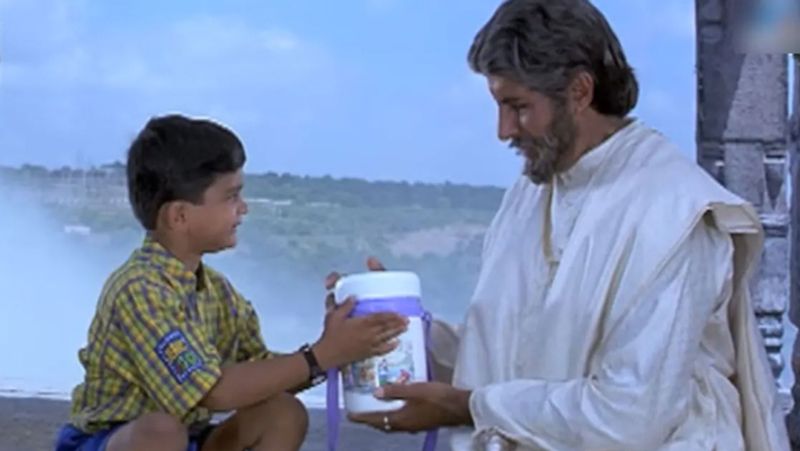 टीवी पर सूर्यवंशम के बार-बार दिखाए जाने की जो वजह सामने आई वो ये है कि यह फिल्म 21 मई 1999 को रिलीज हुई थी और उसी साल सोनी टीवी के मैक्स चैनल को लॉन्च किया गया था। मतलब फिल्म और चैनल दोनों सेम ईयर में ही आए थे।