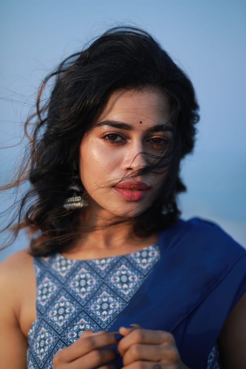 கூடவே பார்த்திபன் மற்றும் எ. ஆர். ரஹ்மான் காம்போவில் எடுக்கப்பட்ட இரவில் நிழல் என்ற படத்தில் நடித்துள்ளார். அது மட்டுமின்றி பெயரிடப்படாத பெண்களை மையப்படுத்தி எடுக்கப்பட்ட ஒரு படத்திலும் நடித்து வருகிறார். 