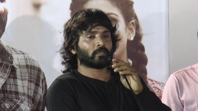 சமீபத்தில் நடைபெற்ற சட்டமன்ற தேர்தலில், மக்கள் நீதி மய்யம் சார்பில், விருகம்பாக்கம் தொகுதியில் போட்டியிட்டு தோல்வியடைந்தார்.