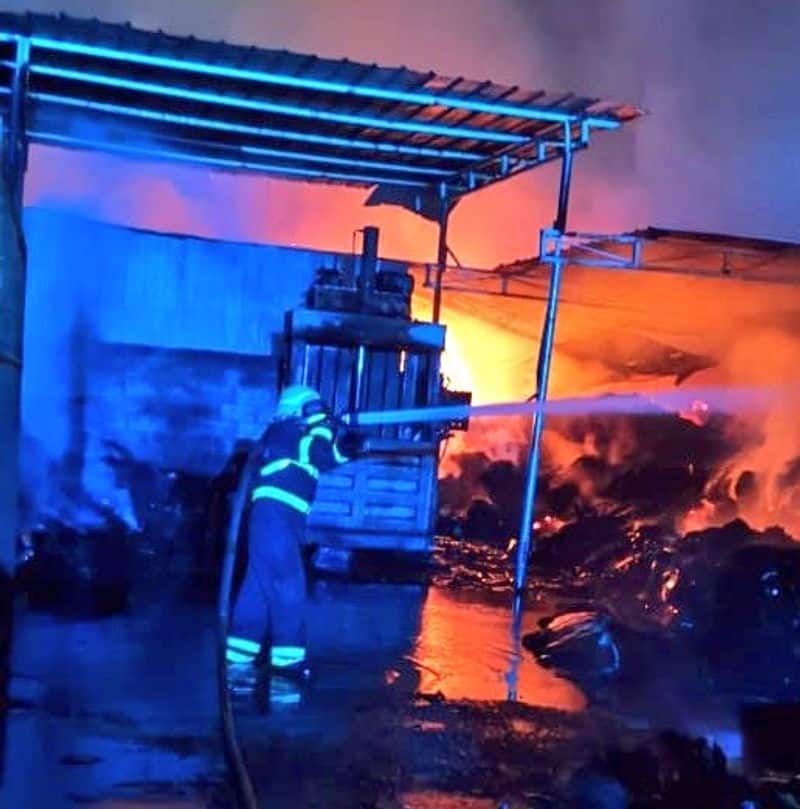fire broke out in a factory in Nizwa