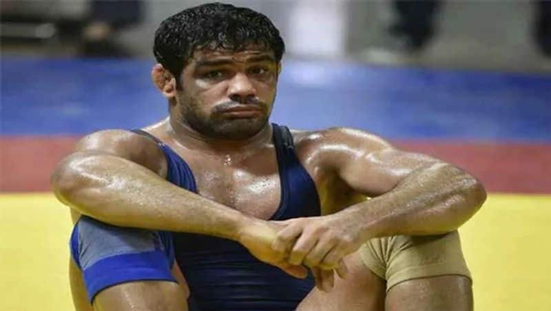 Sushil Kumar arrested in murder case ... Suspended from railway service ..!