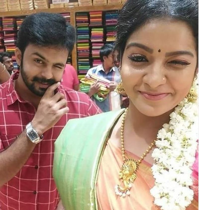பாண்டியன் ஸ்டோர் ஜீவாவுடன் சித்து கொடுத்த கலக்கல் போஸ் கொள்ளை அழகு 
