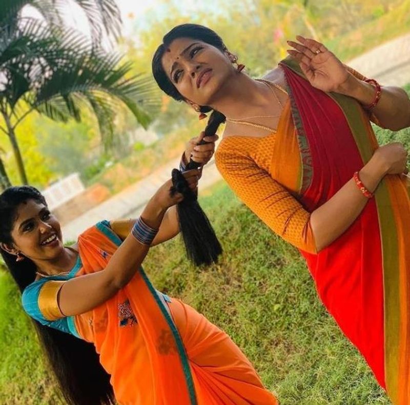 வாவ்.. ஷூட்டிங் ஸ்பாட்டில் ஜாலி விளையாட்டு 