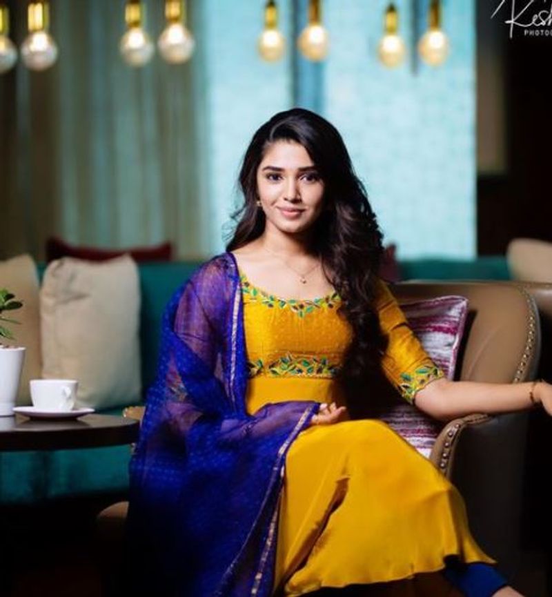 Happy birthday Krithi Shetty Uppena Actress turns 18 dpl