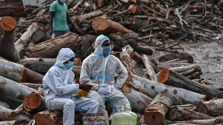 India COVID 19 death toll surpasses 3 lakh becomes 3rd nation after US and Brazil KPP India COVID 19 death toll surpasses 3 lakh becomes 3rd nation after US and Brazil KPP
