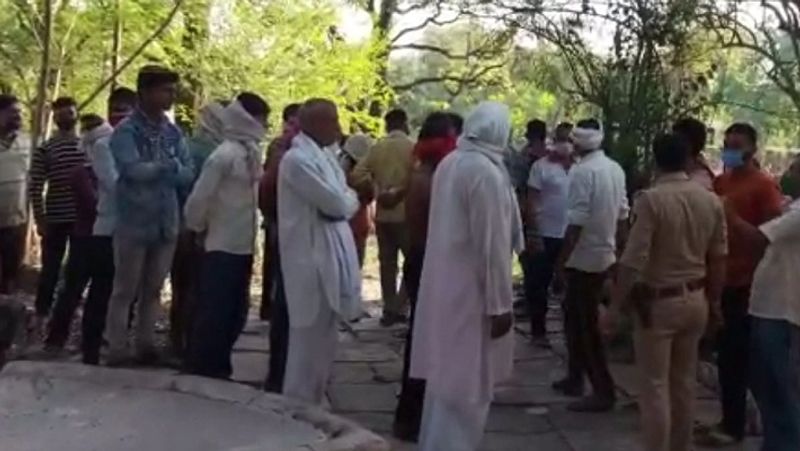 सीओ अनुज कुमार के मुताबिक मौके पर पहुंचकर शवों को बाहर निकालकर शवों को पोस्टमार्टम के लिए भेज दिया है। जांच में प्रथम दृष्टया मामला पिता के द्वारा बच्चों को मारने का मालूम चल रहा है। 