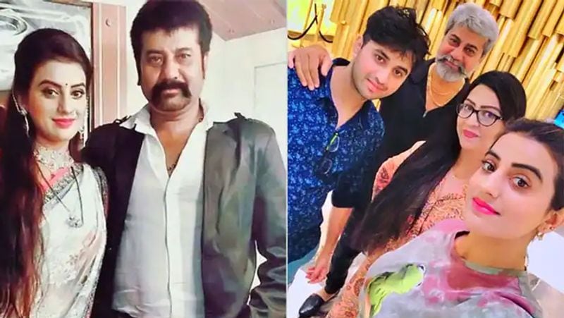 वेब सीरीज के सवाल पर नीलिमा सिंह कहती हैं कि वो इसमें काम करना चाहती हैं। अभी कोई बेहतर रोल नहीं आया है और वो रोने-धोने वाली महिला या फिर गंदे कंटेट्स के साथ काम नहीं करना चाहती हैं। भूमिकाएं दमदार हों, जैसी वो चाहती हैं तो फिर वो जरूर काम करेंगी। अभी कुछ भोजपुरी प्रोजेक्ट नीलिमा के पास हैं, लेकिन लॉकडाउन के चलते ज्यादातर काम ठप है। 