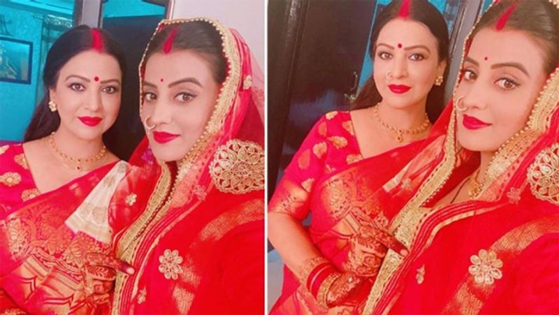 नीलिमा सिंह को लगता है कि भोजपुरी में बदलाव की जरूरत है। हालांकि, उन्होंने दावा किया कि उनकी बेटी अक्षरा सिंह इस दिशा में काफी प्रयास कर रही हैं। नीलिमा ने यह भी कहा कि सिर्फ एक इंसान से नहीं बल्कि पूरी इंडस्ट्री को इस दिशा में सोचना होगा कि आखिर हम इतने पीछे क्यों रह गए?