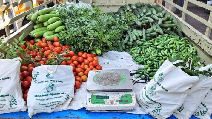 Dont worry if you don't have vegetables at home .. The only phone call, door delivery vegetables, groceries .. Dont worry if you don't have vegetables at home .. The only phone call, door delivery vegetables, groceries ..