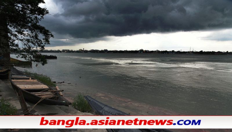 Heavy Rain fall forecast in South Bengal over the weekend due to the cyclone RTB